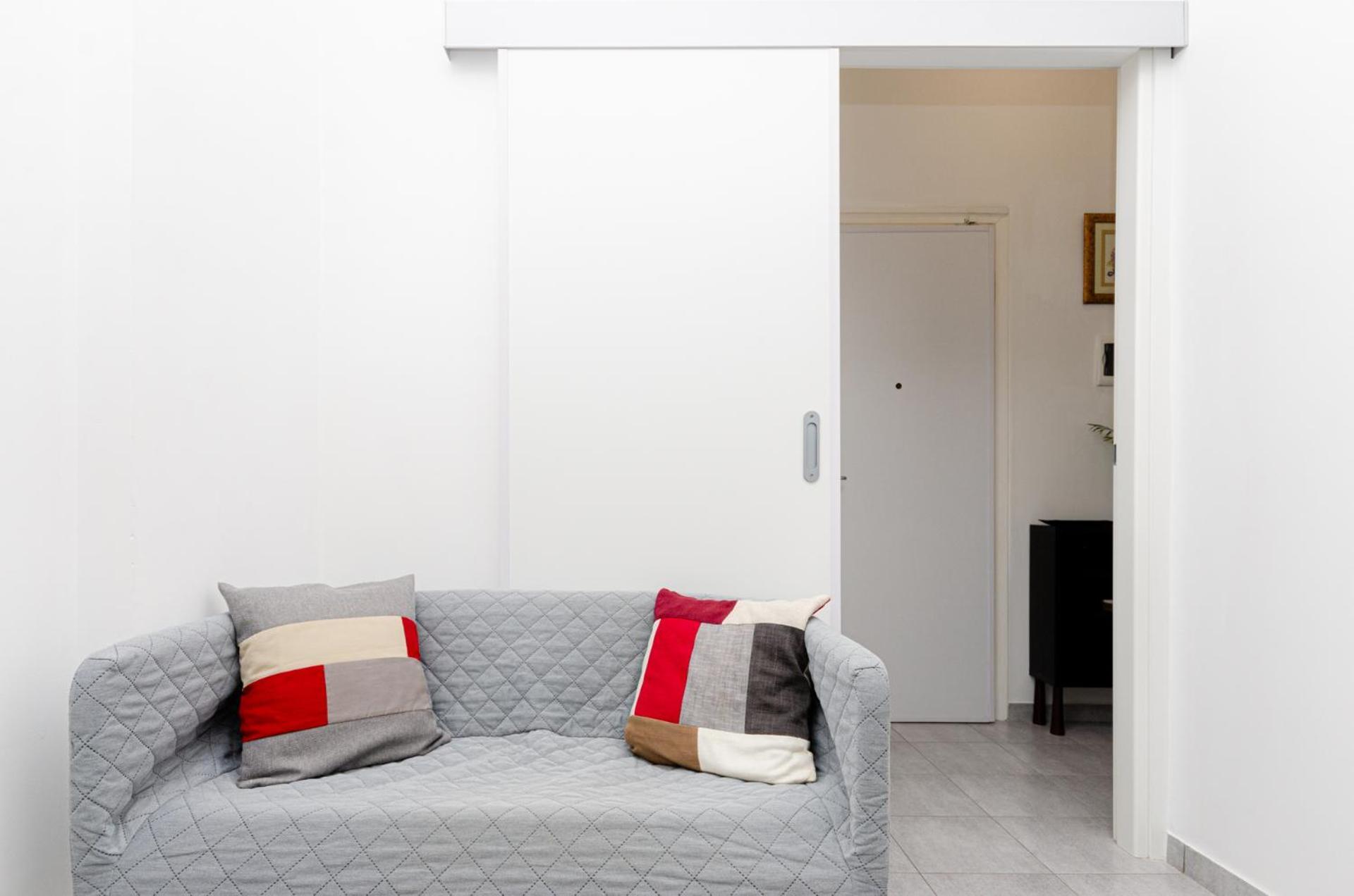 Vivimihome - Crespi House A 3 Minuti Dalla Metro Милан Экстерьер фото